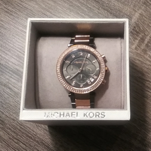 Michael Kors Accessories - Michael Kors Ladies Watch